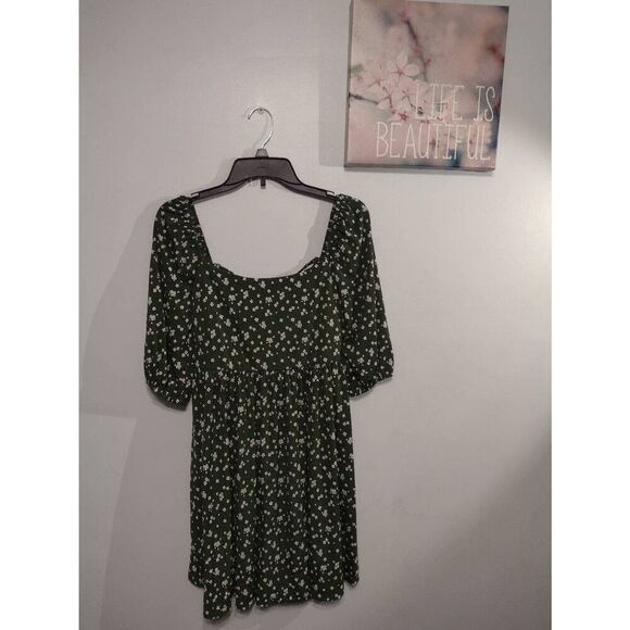 NWT Endless Blu Size L Boho Green White Floral Dress - Picture 1 of 6